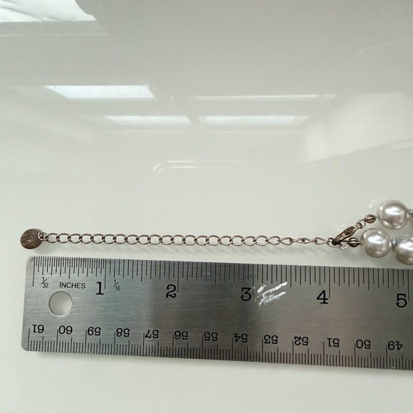 Icing Silver Gray Glass Pearl Necklace | Knotted 16" Strand | Adjustable - Picture 8 of 9